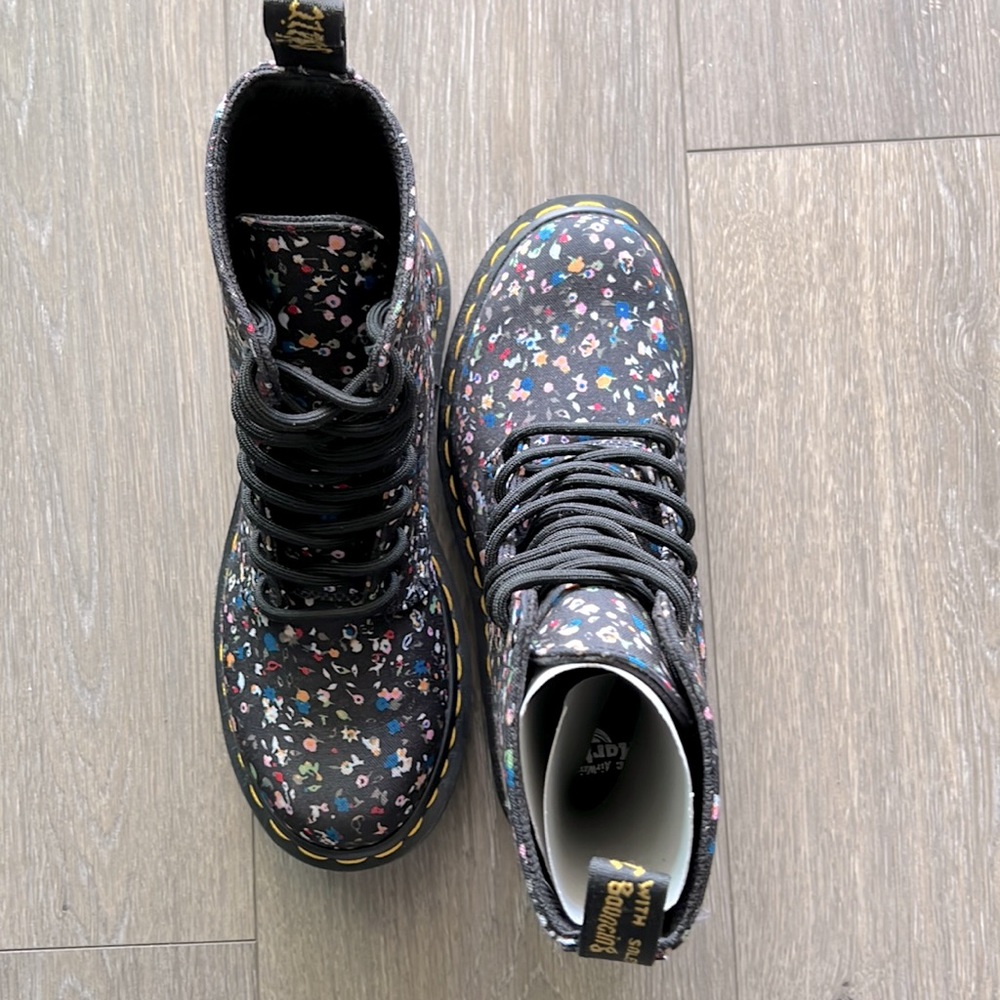 New Dr. Martens Black Courtney Floral Boots.